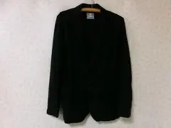 黒 テーラードジャケット