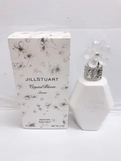 ジルスチュアート　スノー　パフュームド　ボディローション　#250806