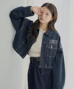 chico 胸ロゴショート丈スエードジップブルゾン　ネイビー