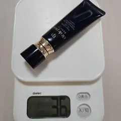 クレドポーボーテ　タンクレームエクラn　オークル10