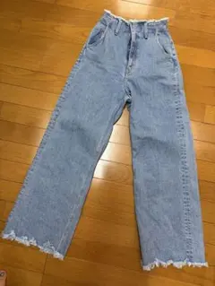 AZUL フリンジデニムパンツのサムネイル