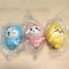 ちいかわ　ガチャ　おきがえパジャママスコット　ちいかわ　ハチワレ　うさぎ