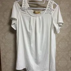 セシルマクビー 肩あき 肩開き ビジュー トップス