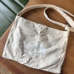 THE NORTH FACE サコッシュ/ショルダーバッグ アイボリー