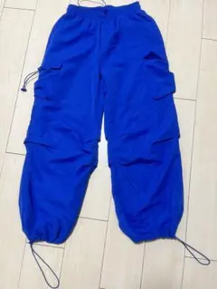 カーゴパンツ　青　Mサイズ