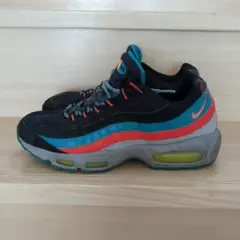 Nike Air Max 95　Essential