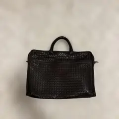 BOTTEGA VENETA 編み込みレザービジネスバッグ