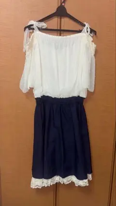 axes femme ワンピース