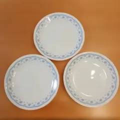 コレール 青い花模様の皿 3枚セット