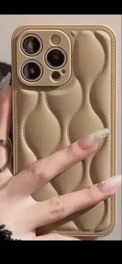 iPhone15pro用ケース