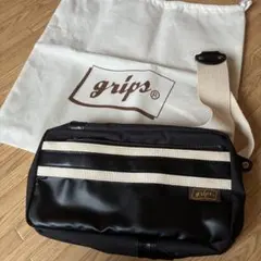 grips ショルダーバッグ ブラック