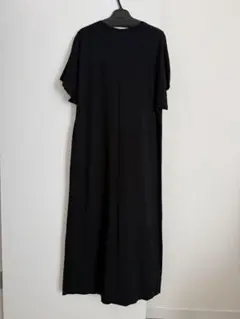 ASTRAET ブラック カットソーロングワンピース