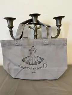 新品　トートバッグ シルビア　ミニバッグ　お弁当入れ　お散歩バッグ　グレー