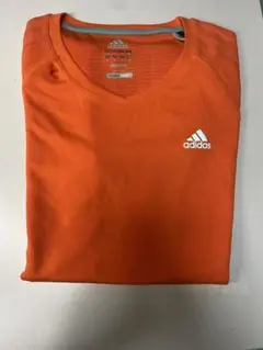 adidas トレーニングTシャツ