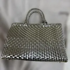 Item thumbnail for item bbcf24a6-ed7d-4129-8b5c-cee0ca349e6a