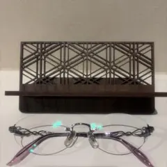 メガネスタンド