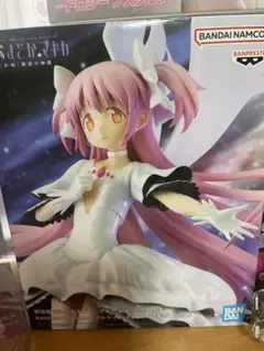 魔法少女まどか☆マギカ　アルティメットまどか　フィギュア