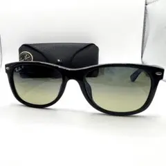 美品✨RayBan RB2132F NEWWAYFARER 偏光レンズ　ブラックのサムネイル