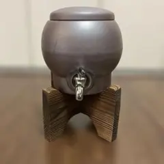 シ*プ様 陶器製　サーバー　焼酎　日本酒　木製スタンド付き