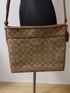 コーチCOACHシグネチャー　ショルダーバッグ