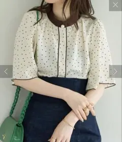 natural couture パール釦ポイントバイカラーフレア5分袖ブラウス