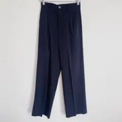 美シルエットGU 【M】ジーユー タックワイドパンツ ブラック スラックス 通勤