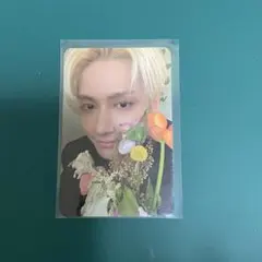 即購入可能！　seventeen FML トレカ　ジュン