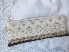 大人可愛い インド刺繍×ヌビ フラットポーチ ハンドメイド（A456）