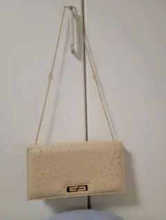 オーストリッチ風 チェーンショルダーバッグ ベージュのサムネイル