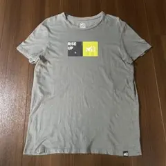 MILLET Tシャツ カーキ RISE UP