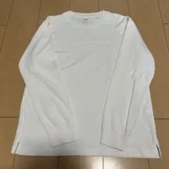 UNIQLO ユニクロ　メンズ　ホワイト 裾スリット長袖 Ｔシャツ Mのサムネイル
