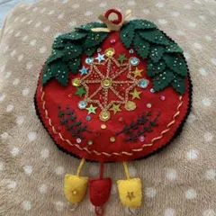 Item thumbnail for item d9892641-8b10-43aa-bfd6-33c5ed2dc4c2