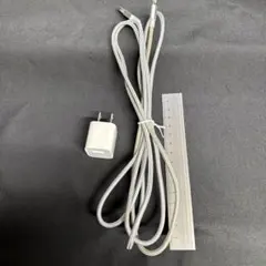 Apple 純正5W USB充電器 と　高耐久Lightningケーブル1組