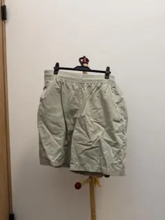 ライトグリーン GUショートパンツ ゴムウエスト