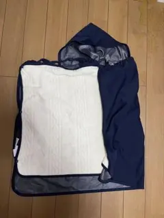 フード付きネイビーおくるみ