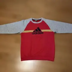 未使用に近い❣️ adidas　トレーナー　赤　サイズ160