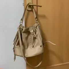 値下げローズバッド　ショルダーバッグ　フリンジ