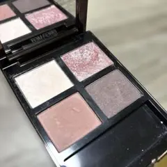 2026年最新】TOM FORD BEAUTY 人気カラー：030 インソレント ローズ