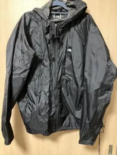 The North Face ブラックナイロンジャケット フード付き