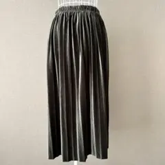 〜ダークグリーン ベルベット プリーツスカート〜