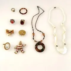 アクセサリー10点セット ネックレス、ブローチ、指輪、スカーフリング