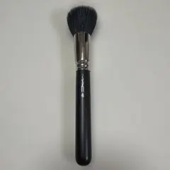 MAC 187 スティプリングブラシ ファンデーションブラシのサムネイル