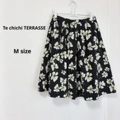 Te chichi TERRASSE 花柄フレアスカート　M ブラック　ひざ丈のサムネイル