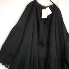 新品タグ付　サマンサモスモス　黒　レース刺繍ワンピース　妊婦さんOKのサムネイル