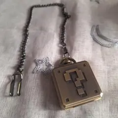 【美品】スーパーマリオブラザーズ　ハテナブロックポケットウォッチ　 懐中時計