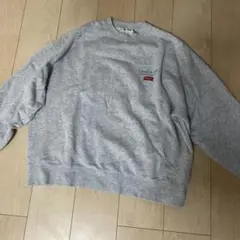 グレー オーバーサイズ スウェット