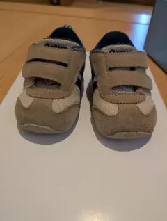 アシックス　13.5cm