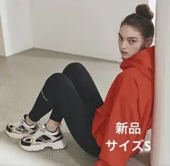 新品 ゼクシィミックス　シグネチャー300Ｎスーパーライトレギンス　ヨガ