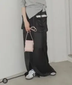 GIUNON／ジウノン｜satin cargo skirt／サテンカーゴスカートのサムネイル