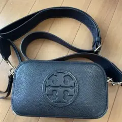TORY BURCH ショルダーバッグ ブラック ロゴデザイン　訳あり品のサムネイル